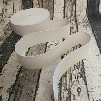 Textilie Hladká pruženka 40 mm - bílá