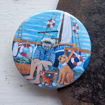 Dekorativní magnet Zuzana Honsová Námořník magnet 56 mm