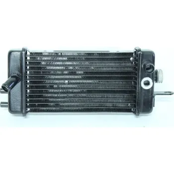 Motodíl Derbi Senda 125 R 2010-2015 chladič vodní kapaliny (Derbi Senda 125 R 4V, Senda 125 R 4V DRD)