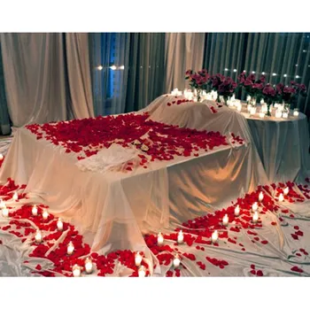 Gadget Romantické okvětní lístky růží - různé barvy: krémová