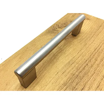 Nábytkové kování In-Design Nábytková úchytka Kala nerez Rozteč úchytky (mm): 192