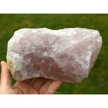 Přírodní kámen Růženín přírodní (Madagaskar) 1767g