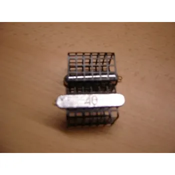 Krmítko pro ryby Krmítko feeder 80g pevné hranaté