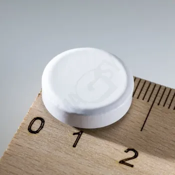 Dekorativní magnet Magnet bílý prům. 1,6cm volně (162 ks v bal.). Cena za 1 ks.