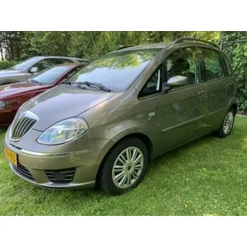 Nosič kol Příčníky Thule WingBar Evo Black Lancia Musa 2004-2012 s podélníky