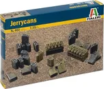 Italeri Jerrycans 1:35