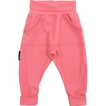 neonově růžové rostoucí tepláky