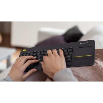 Logitech Wireless Touch Keyboard K400 Plus klávesnice