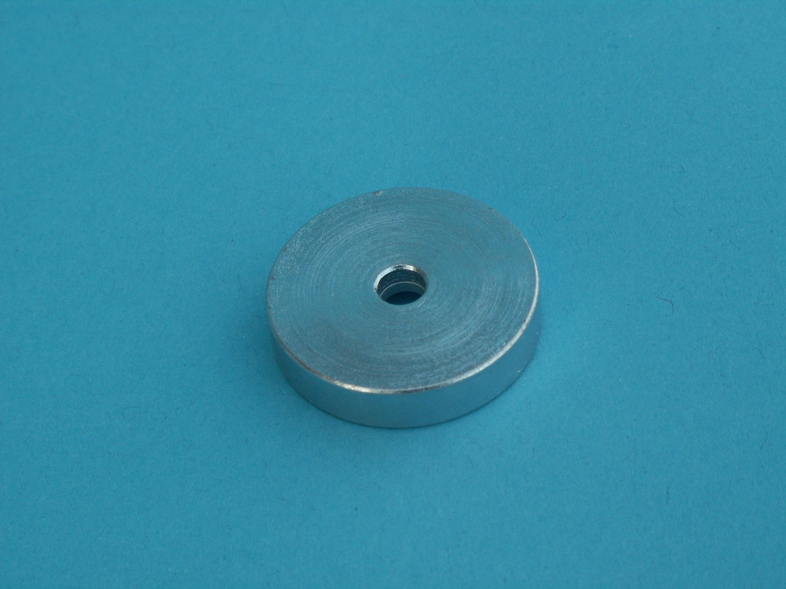 Magnetický držák neodym (pot magnet) D32x7mm