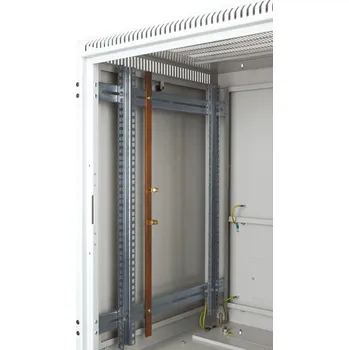 Serverovna DP-UL-48U Zemnící vertikální lišta, 48U, 25x5mm, 5 x svorka DP-ZE-CL