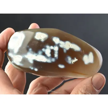 Přírodní kámen Achát tromlovaný (Madagaskar) 240g