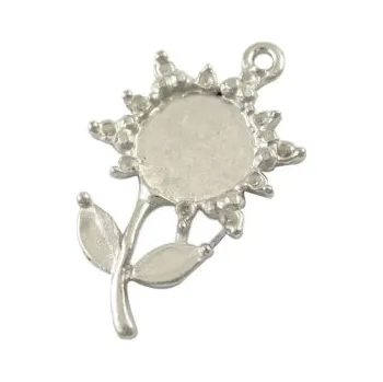 Přívěsek Přívěsek květina 28x16mm