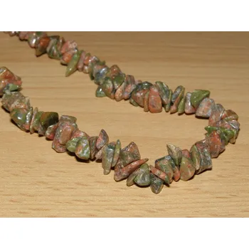 Drahý kámen Unakit - Náhrdelník - tromlované kameny - kntr4