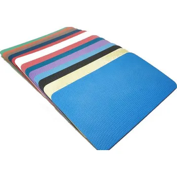 Pěnová tabule Nástěnka Vylenka Mini samolepící 40x66 cm červená cervena