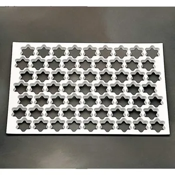 Vykrajovátko Vykrajovátko plast na celý plech (95ks hvězda šesticípá) 58x39cm