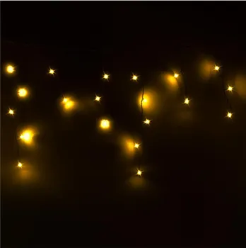 Vánoční osvětlení Blumfeldt Icicle světelný řetěz 160 LED teplá bílá