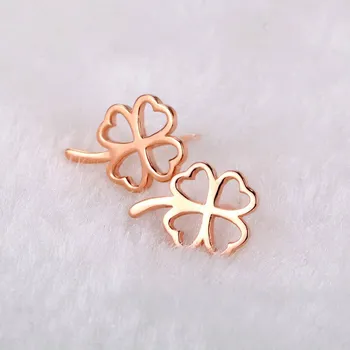 Náušnice Načančaná.cz Náušnice Čtyřlístek - 2 barvy Barva: Růžová zlatá
