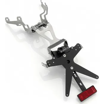 Držák SPZ Rizoma Nastavitelný držák RIZOMA s osvětlením SPZ a odrazkou pro motocykly TRIUMPH Street Triple/R (13-) Černá