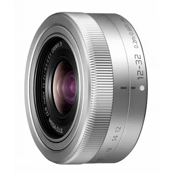 Panasonic 12-32 mm f/3.5-5.6 MEGA O.I.S stříbrný Objektiv Panasonic 12-32 mm f/3.5-5.6 MEGA O.I.S stříbrný