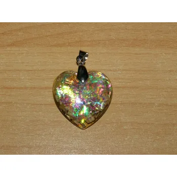 Drahý kámen Orgonit - přívěsek - srdíčko efekt měsíční kámen - kpo33