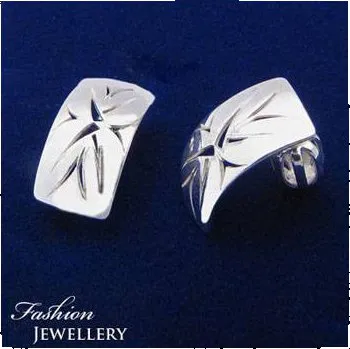 Náušnice Stříbrné náušnice na šroubek (KM02)