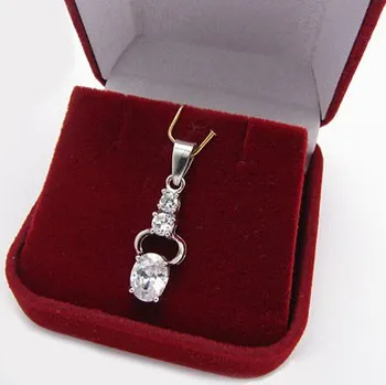 Přívěsek Dámský stříbrný přívěsek (KD29)