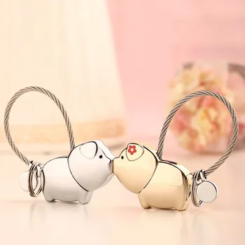 Krásná klíčenka dvě zamilovaná prasátka pro Ni a pro Něj