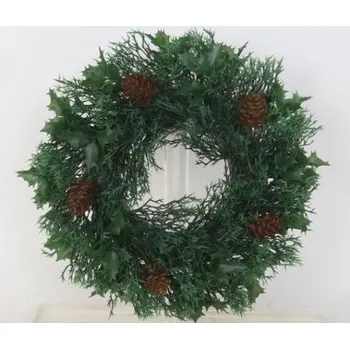 Věnec Věnec se šiškami a cesmínou 210-0018