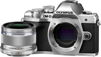 Kompakt s výměnným objektivem Olympus E-M10 Mark III