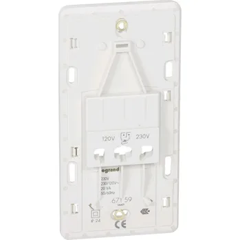 Elektrická zásuvka Legrand Céliane 067159