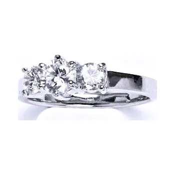 Prsten Stříbrný prsten s čirými zirkony,prstýnek ze stříbra,váha 3,52 g