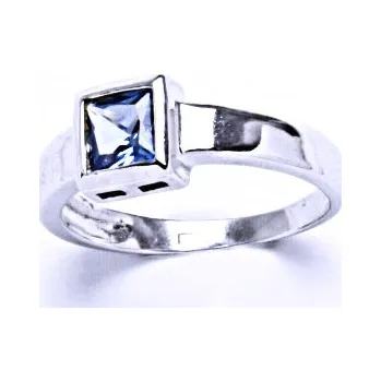 Prsten Stříbrný prsten se syntetickým akvamarinem 2