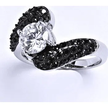 Prsten Stříbrný prsten s čirými a černými zirkony,prsten ze stříbra,váha 5,90 g