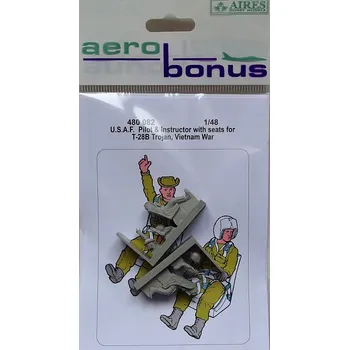Plastikový model 1/48 U.S.A.F. pilot&instructor w/ seats for T-28B