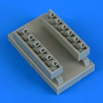 Plastikový model Quickboost 1/48 P-40B/C Warhawk exhaust (BRONCO)