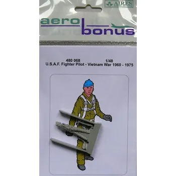 Plastikový model 1/48 U.S.A.F. fighter pilot (Vietnam 1960-75) No.2