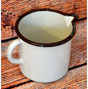 Smaltovaný hrnek bílý plechový