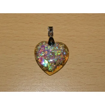 Drahý kámen Orgonit - přívěsek - srdíčko efekt měsíční kámen - kpo13