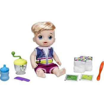Panenka Hasbro Baby Alive Blonďatý chlapec s mixérem