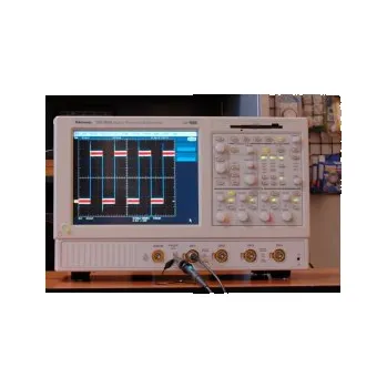 Laboratorní přístroj Tektronix TDS5054, osciloskop 4x 500MHz