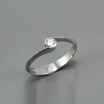 Prsten Zlatnictví U Kostela Jemný dámský prstýnek z bílého zlata 1914 60 182588672