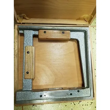 Vodováha Vodováha přesná litinová, 200x200 mm, Kinex, ČSN 255739 (Kinex, přesnost 0,03/1000 )