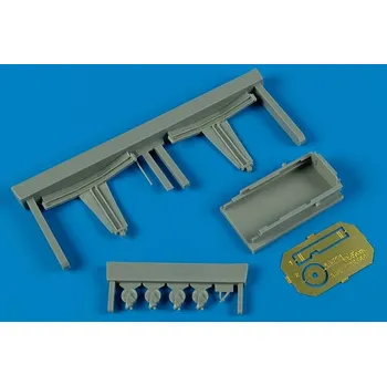 Plastikový model Aerobonus 1/32 Adjustable device for ACES II seat maintenance