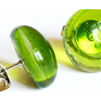 Náušnice Skleněné náušnice světle zelené PUZETY N1801