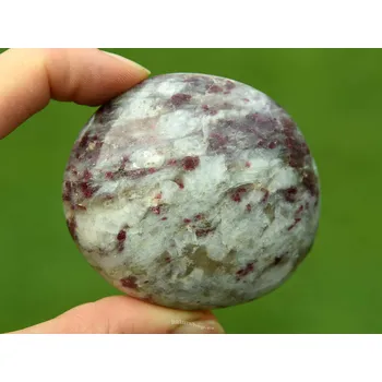 Přírodní kámen Kámen rubelit 139g