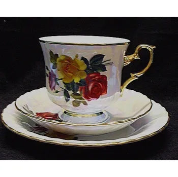 Souprava šperků Snídaňová souprava porcelanový set česká výroba růžičky 22F 83