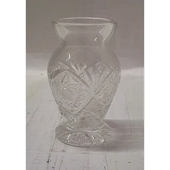 Váza Vázička speciální miniatura elegantní skleněná broušená křišťálová sběratelská XMS 16