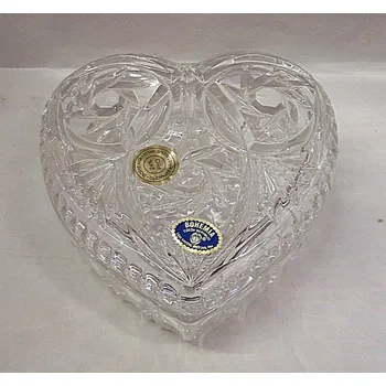 Dóza na potraviny Dóza srdce skleněná křišťálová lisovaná O3