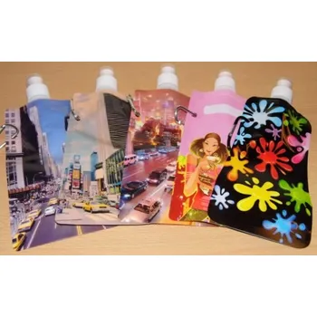 Cestování Skládací cestovní láhev se vzorem a karabinou