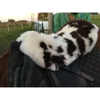 Jezdecké sedlo beránek na anglické sedlo barva: bílá